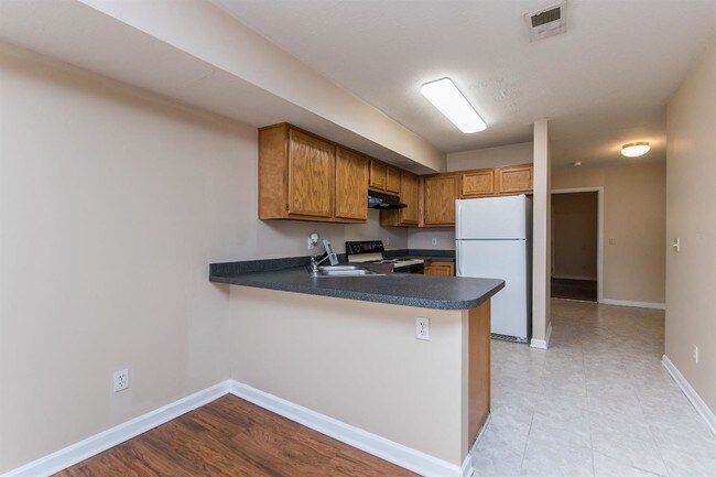 Building Photo - 219 Mousas Way