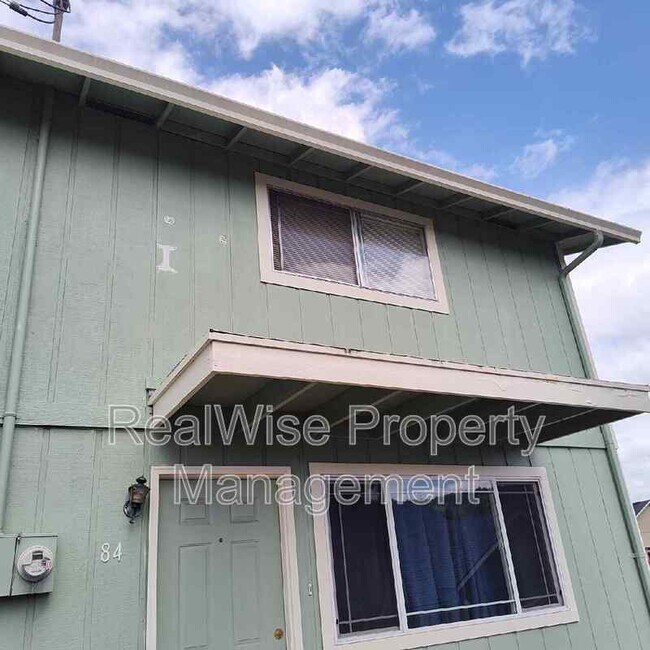 Foto del edificio - 84 SE Grape Ave