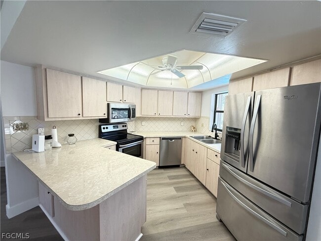 Foto del edificio - 502 Grant Ave