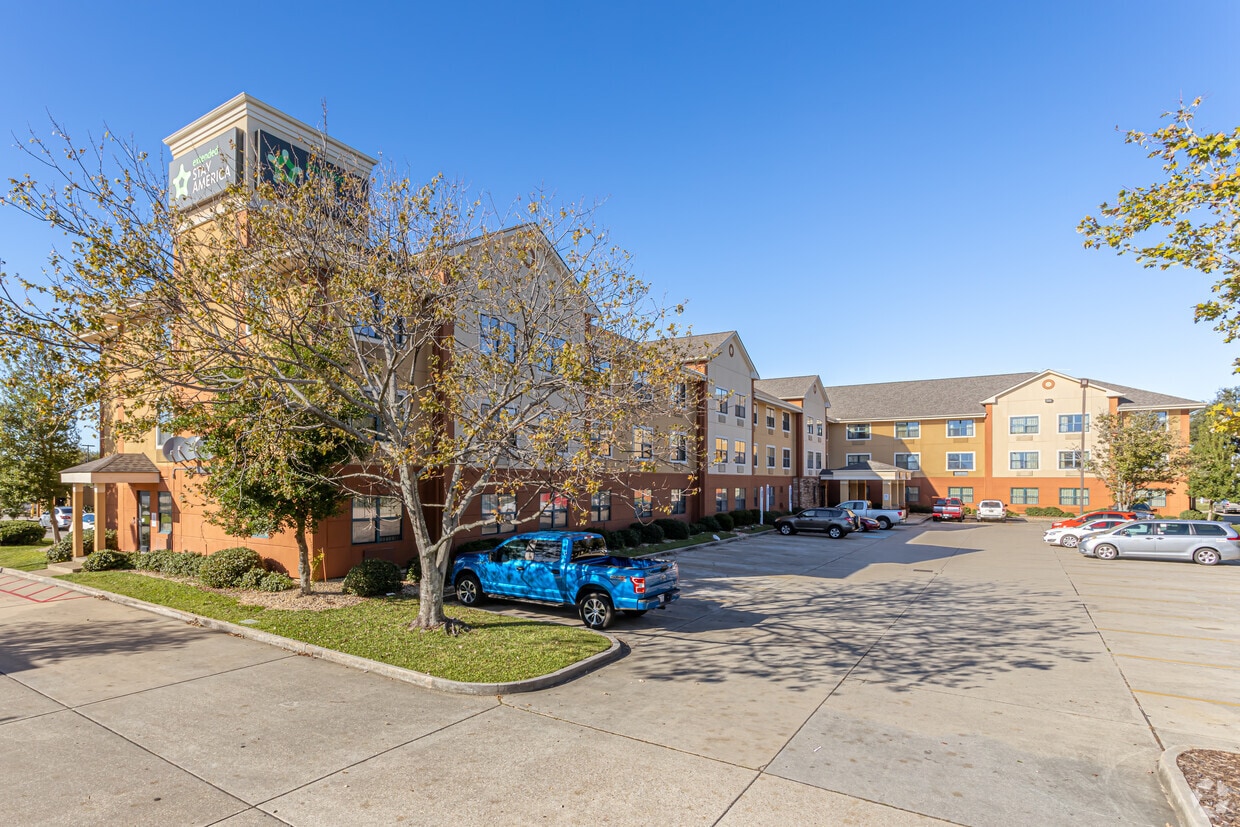 Furnished Studio Kenner Apartments in Kenner, LA