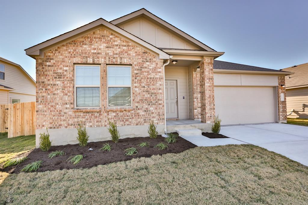 Foto principal - 1003 Honey Locust Wy