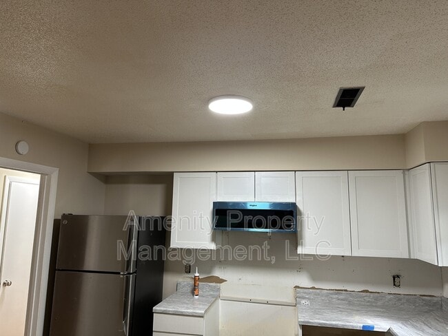 Foto del edificio - 704 Ninebark Ct