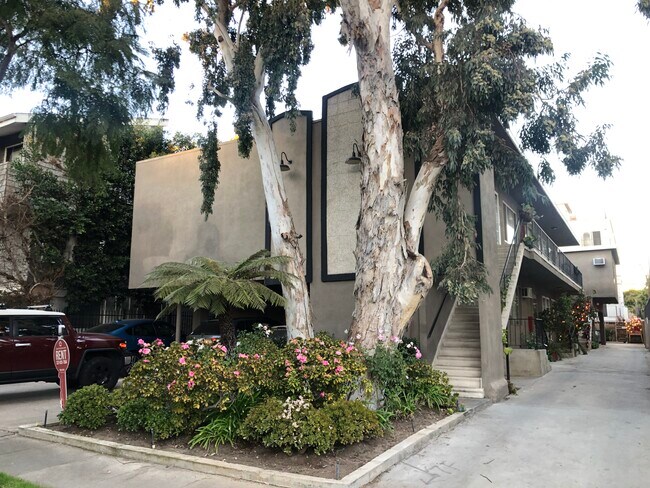 Building Photo - 1718 Stoner Ave