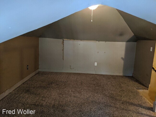 Building Photo - 3 br, 1 bath House - 1181 - 26th St. A