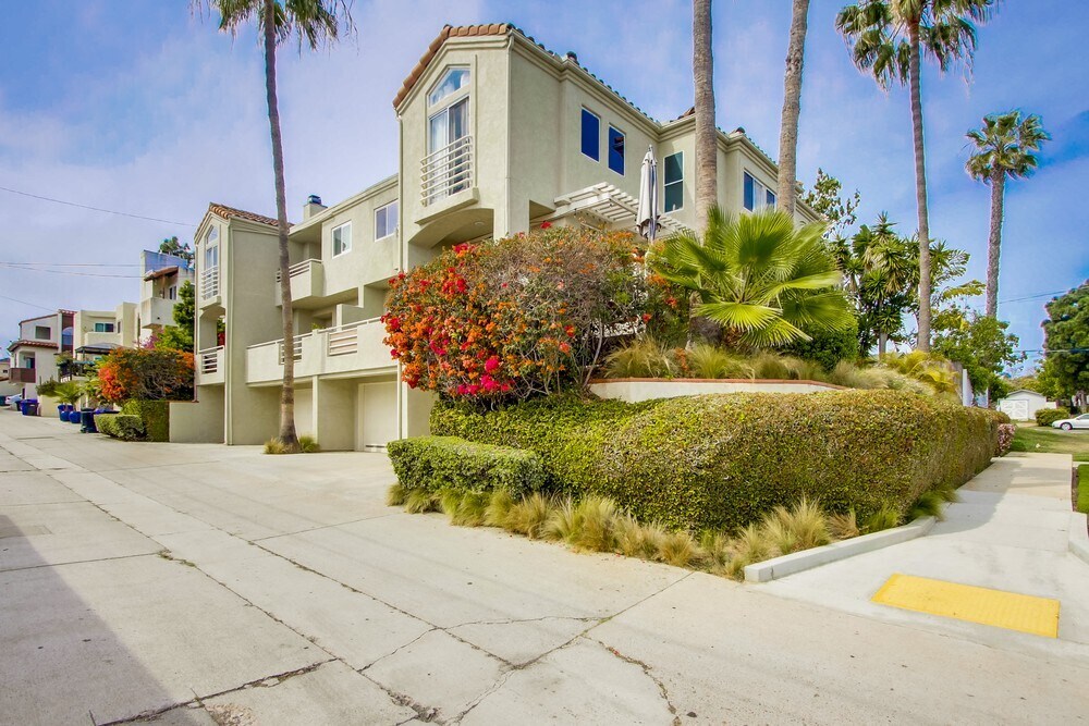 Foto principal - 4678 Morrell St