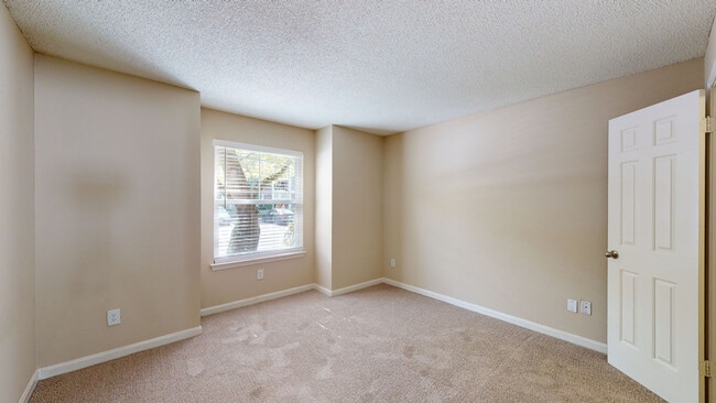 Interior Photo - Wellington Place at Olde Town