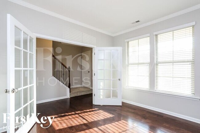 Foto del edificio - 3636 Landshire View Lane
