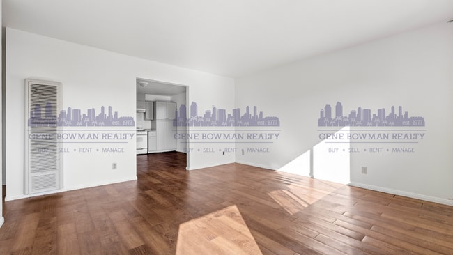 Building Photo - 108 Laurel Ave