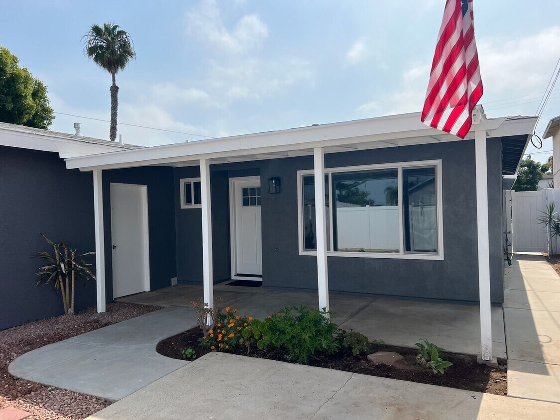 Primary Photo - Imperial Beach - Newly Renovated Bungalow