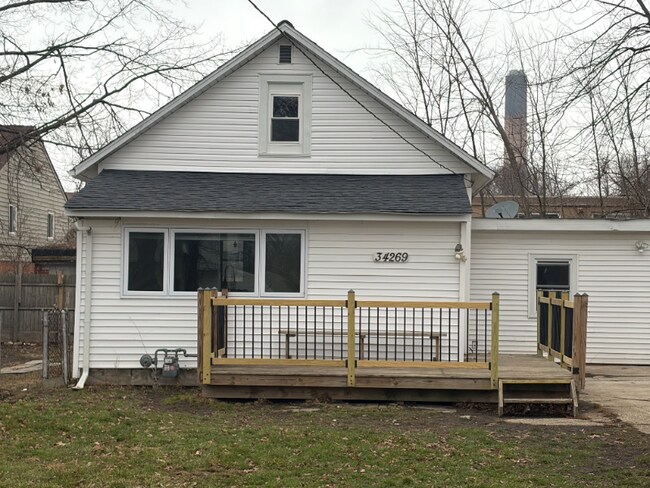 Photo - 34269 Sylvia Dr House