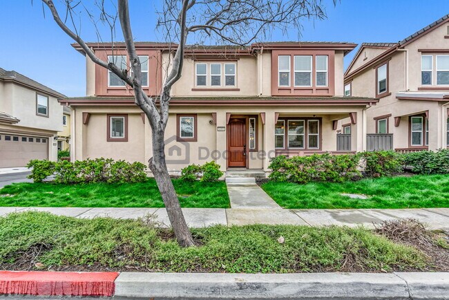 Building Photo - 6089 Sunstone Dr