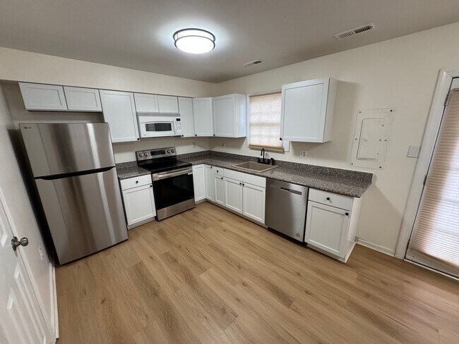 Foto del edificio - 8619 Ashby Ct