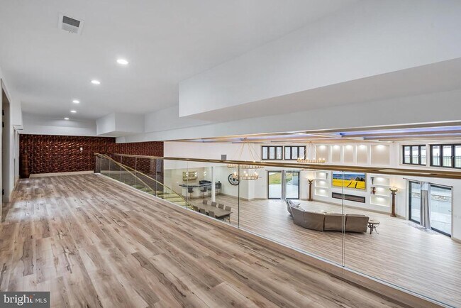 Foto del edificio - 24035 New Mountain Rd