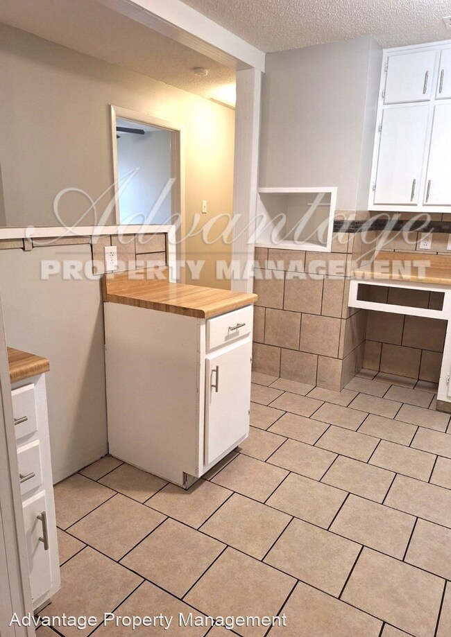 Foto del edificio - 3 br, 1 bath House - 1230 Darlow St.