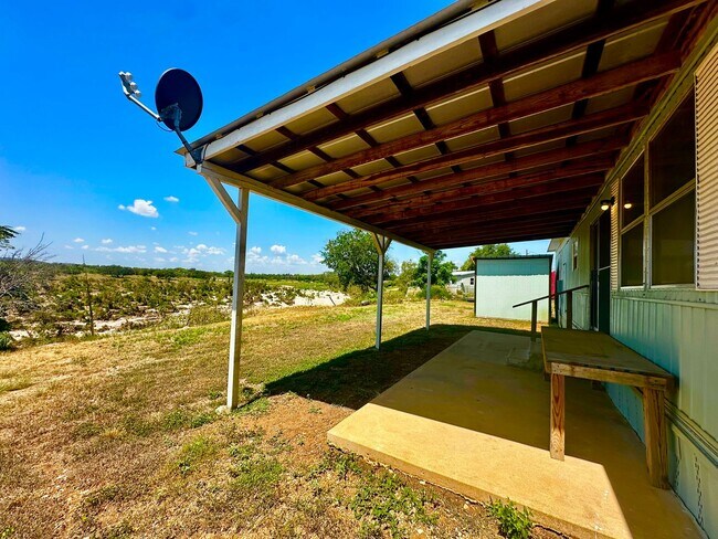 Foto del edificio - 141 Jj Ln