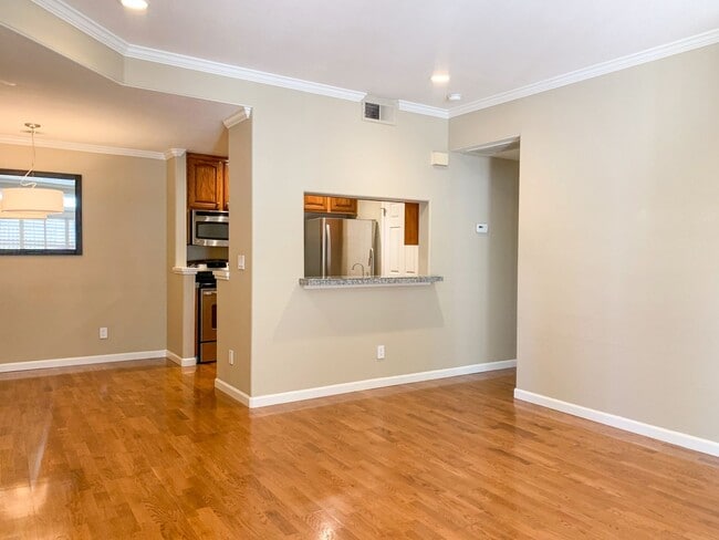 Building Photo - 5863 Lake Crowley Pl