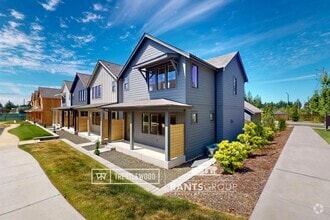 Building Photo - 125 Veranda Ln SE