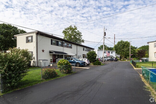 Foto del edificio - Pennypack Woods Home Ownership Association