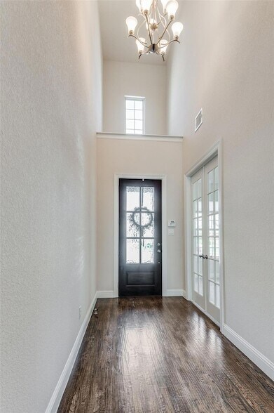 Foto del edificio - 7819 Uxbridge Dr.