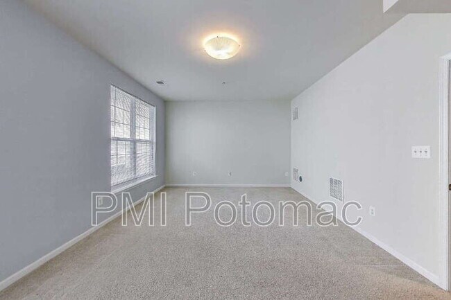 Foto del edificio - 2133 Little Sorrel Way