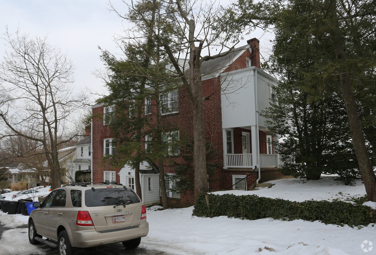 Foto del edificio - 7815 Greenwood Ave