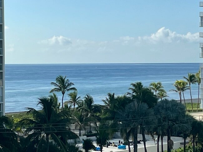 Foto del edificio - 2851 S Ocean Blvd