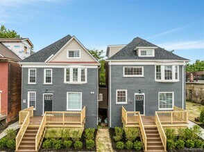 Building Photo - 95 E Euclid St