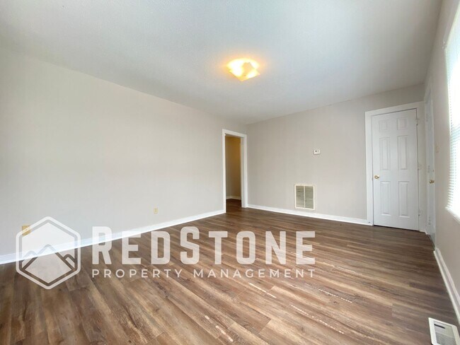 Foto del edificio - 148 Hunter Ave