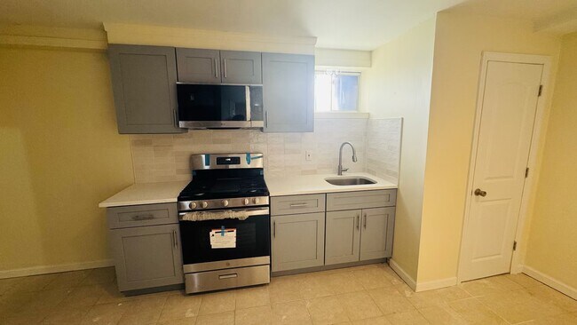 Foto del edificio - 10915 164th St