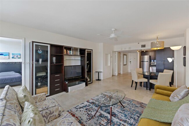 Foto del edificio - 100 Lincoln Rd