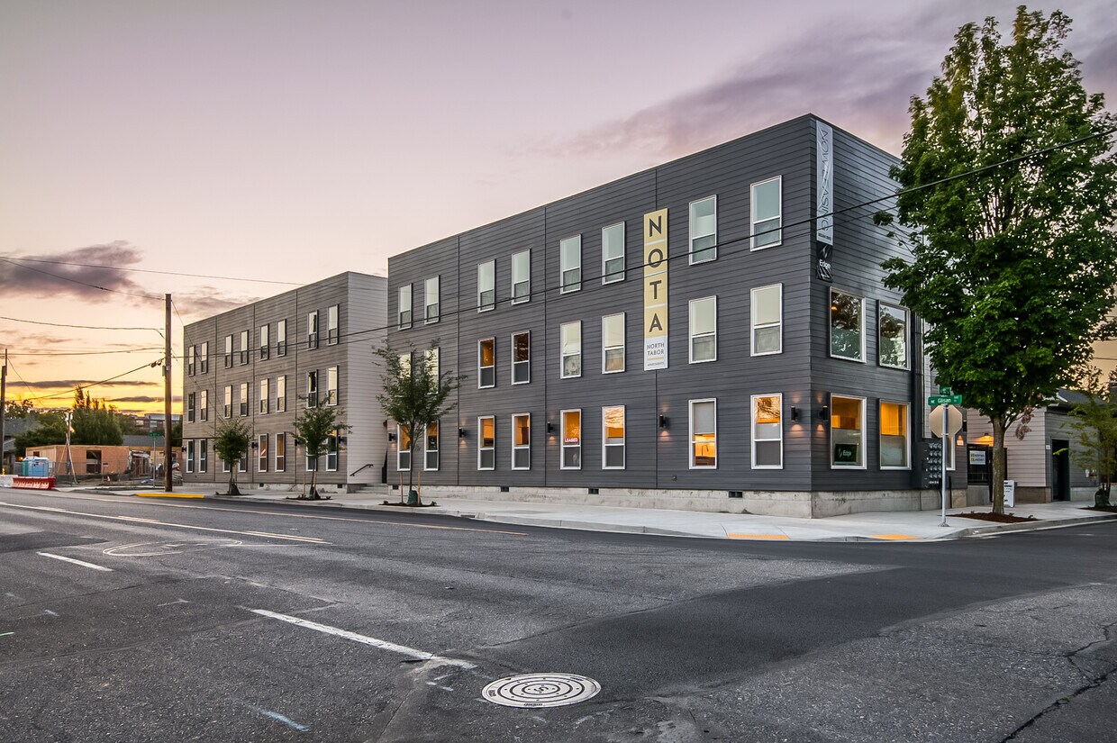 Nota Apartments in Portland, OR