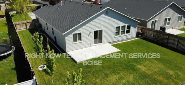 Building Photo - 25 S Shumway Ave