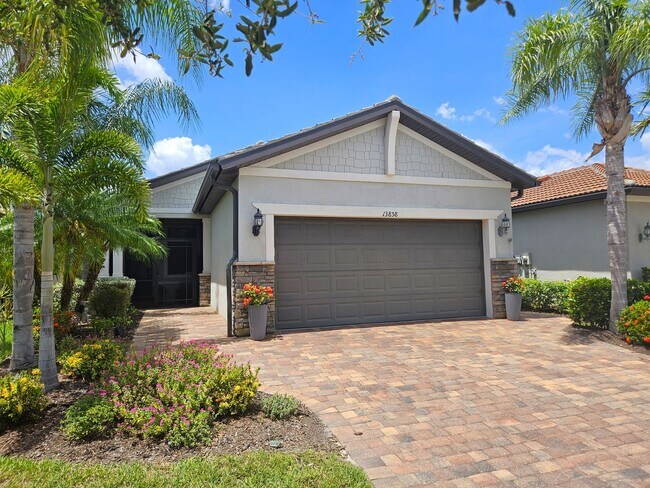 Building Photo - Annual Furnished 2 Bedroom 2 Bathroom with a Flex Room in Island Walk!