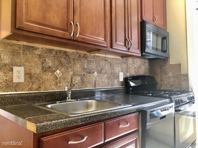 Foto principal - 1204 John F. Kennedy Blvd