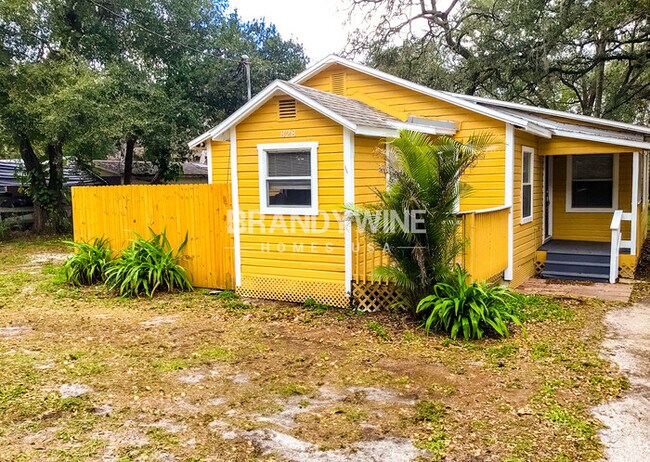 Foto del edificio - 828 E 145th Ave