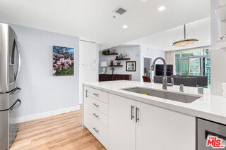 Foto del edificio - 13700 Marina Pointe Dr