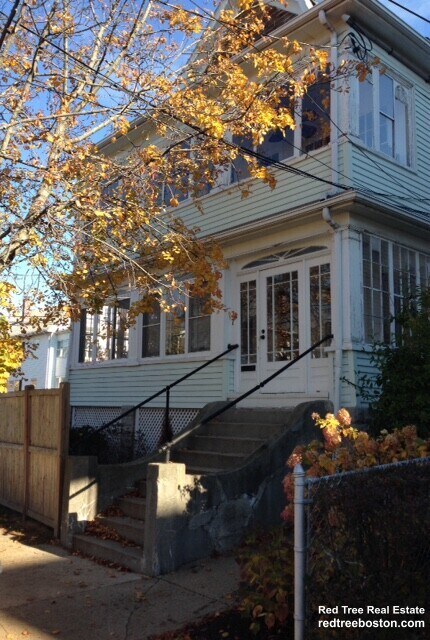 Building Photo - 35 Brooks Ave