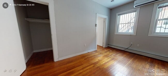 Building Photo - 14 JFK St