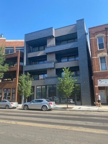 Foto principal - 1524 W Chicago Ave