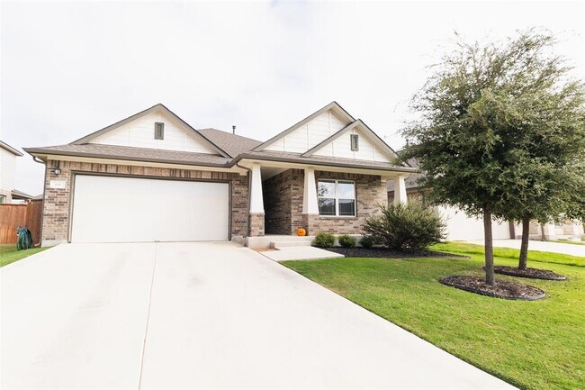 Building Photo - 166 Coronella Dr