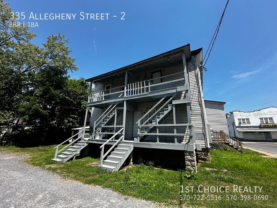 Primary Photo - Heat included! Spacious 3BR/1BA in Jersey ...