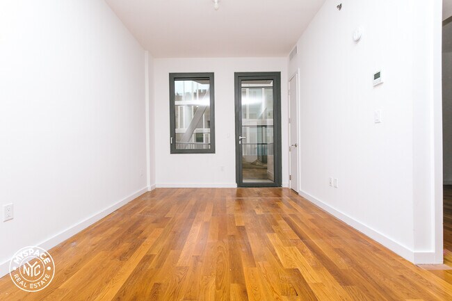 Foto del edificio - 54 Noll St
