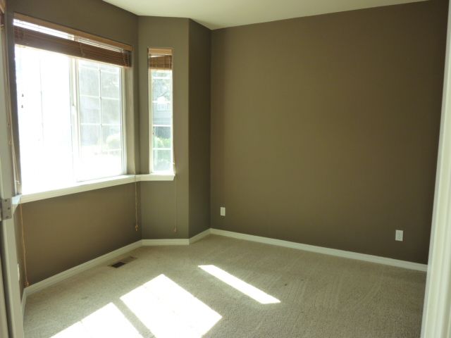 Building Photo - 60951 Snowberry Pl