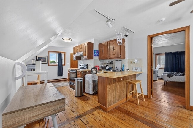 Building Photo - 49 Newbern Ave