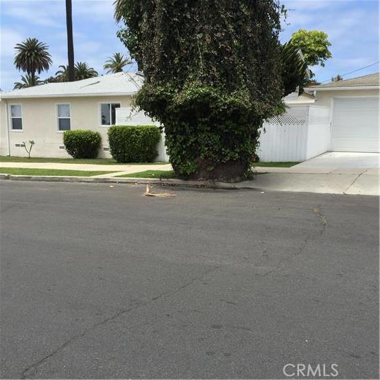 Building Photo - 962 W Paseo Del Mar