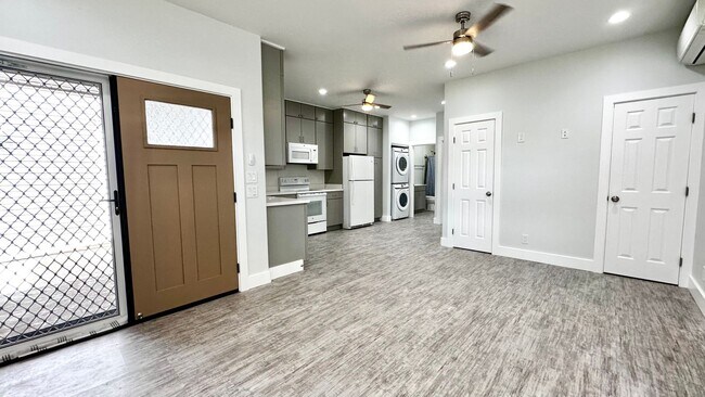 Foto del edificio - 3152 Kaimuki Ave.