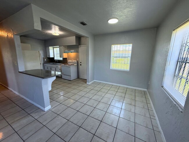 Photo - 15330 NW 31st Ave House