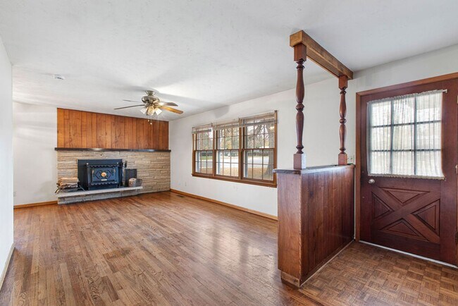 Foto del edificio - 3 Bedroom 2 Bath Ranch in Mid Town Fort Collins