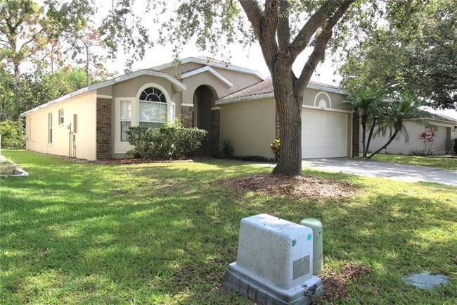 Building Photo - 293 Woodbury Pines Cir
