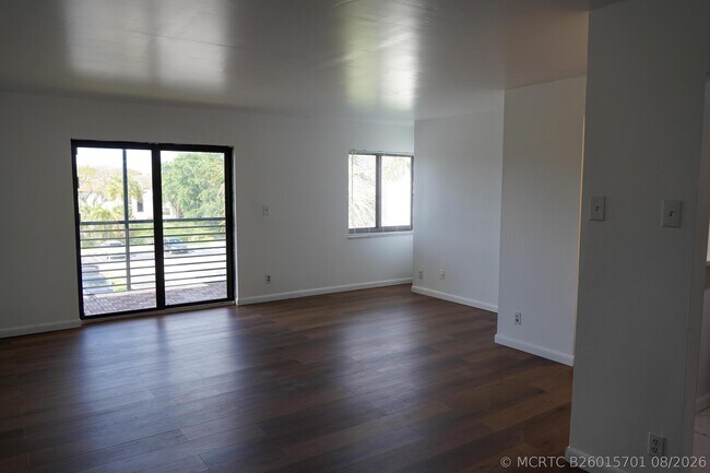 Building Photo - 3720 N Pine Island Rd